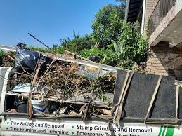 Best Retail Junk Removal  in Hicksville, NY